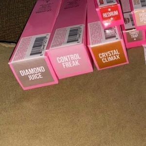 Jeffree star the gloss control freak